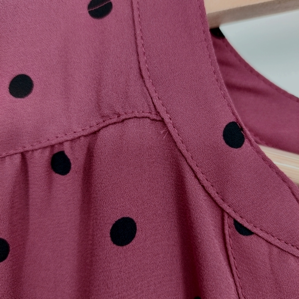 Torrid Polka Dot V-Neck 3/4 Sleeve Blouse - Picture 8 of 10